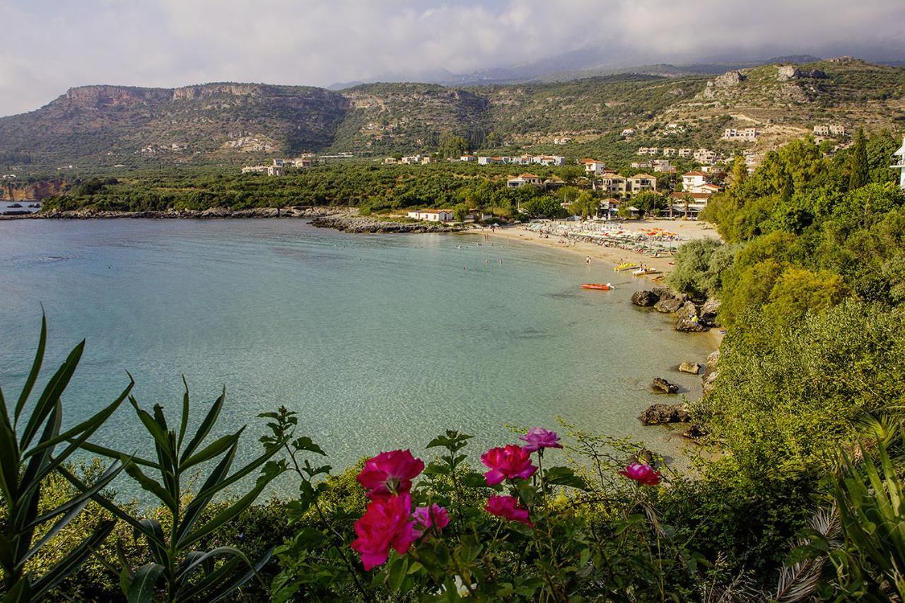 Golden Villas Stoúpa エクステリア 写真